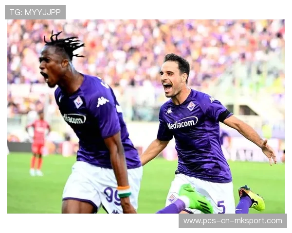 佛罗伦萨利用边路速度频频击穿对手